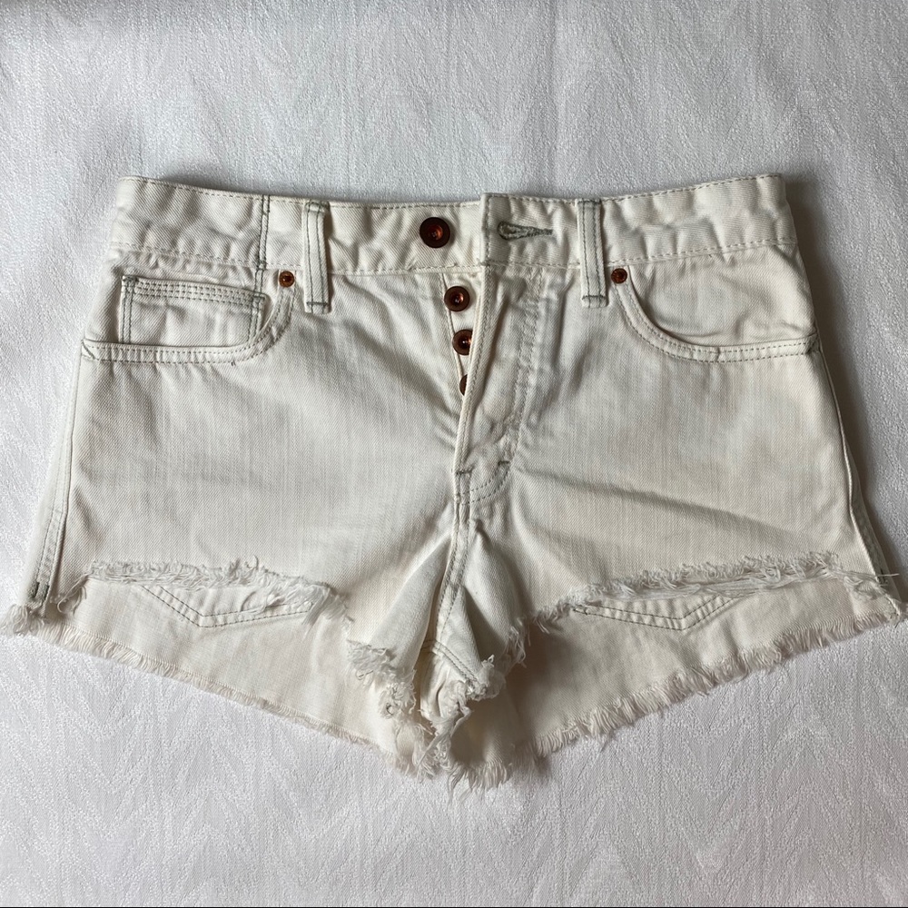Free People Off White Button Fly Jean Shorts 26